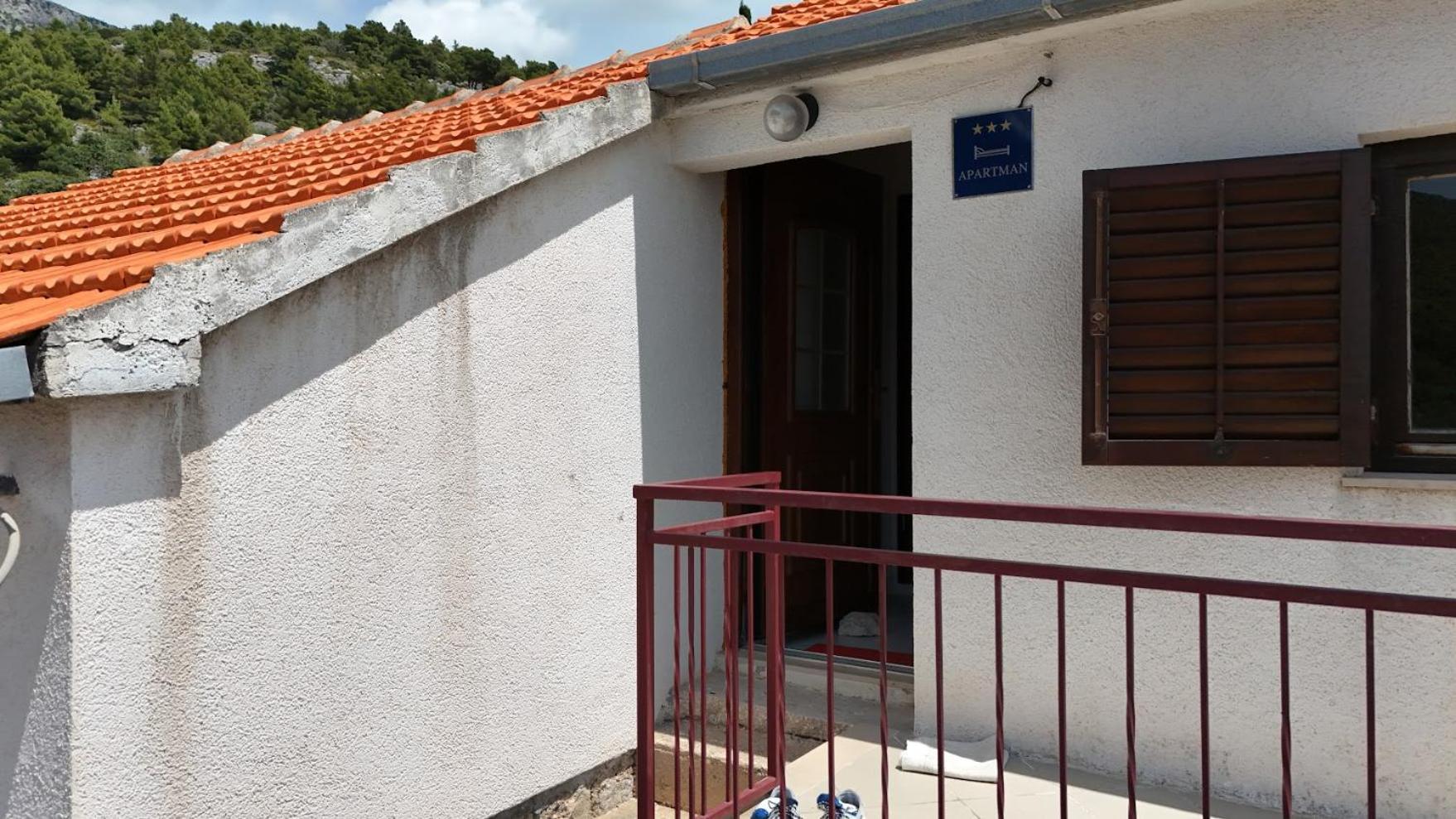 Apartman Bernardica Bol Esterno foto